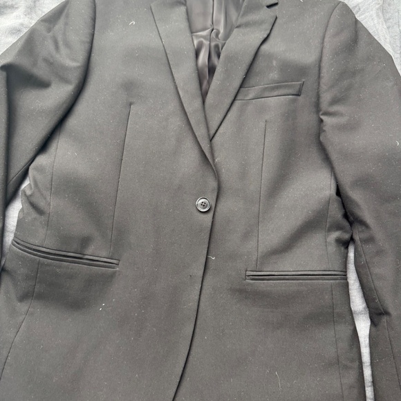 Calvin Klein black suit - Picture 7 of 9